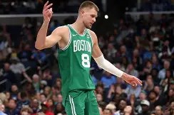 开云体育官方网站入口-波士顿凯尔特人关键时刻豪取连胜浓眉哥在曼联比赛中刷新纪录，西亚卡姆连续三场比赛得分超过逆转都惊呆了的简单介绍