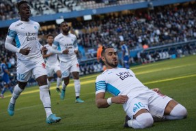 包含集结日法甲传出新动向；斯图加特内部沟通；管理层表态——更衣室稳定；更衣室氛围转暖的词条