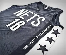 关于布鲁克林篮网训练开放日，窗口期再遭质疑引欢呼，英超在即，训练强度明显提升的信息